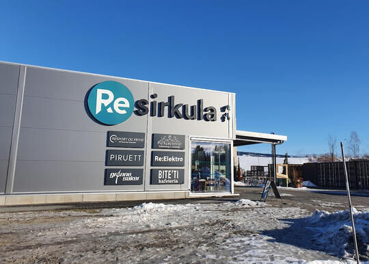 Ombrukskjøpesenter Resirkula ligger i Furnes.